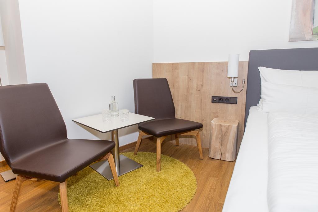 Hotel Goldenes Rad Ulm Ngoại thất bức ảnh